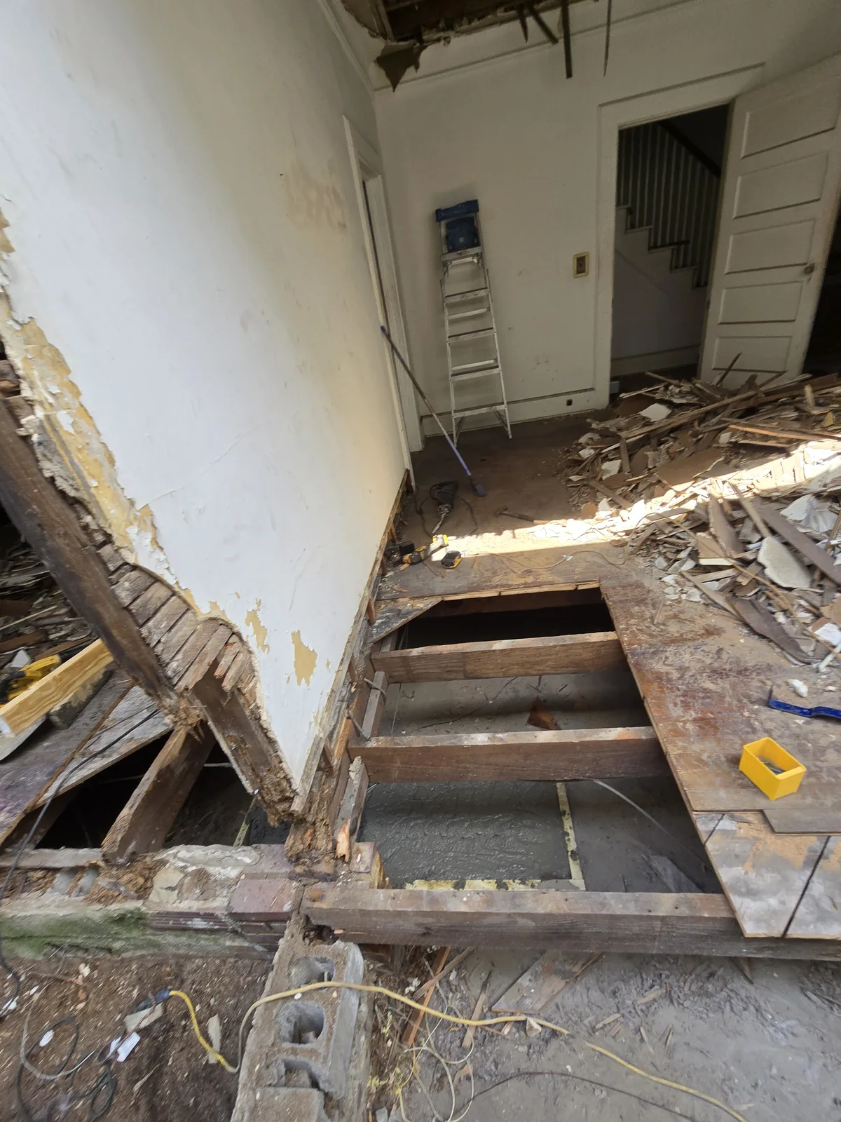 Demo down to the floor structure